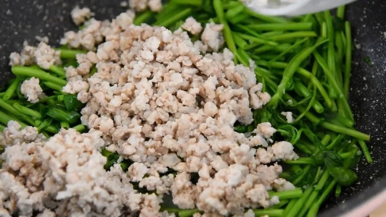 肉末空心菜 空心菜 家常菜 快手菜的做法-家常味炒菜譜-易網(wǎng)健康養(yǎng)生網(wǎng) 肉末空心菜 空心菜 家常菜 快手菜的做法-家常味炒菜譜