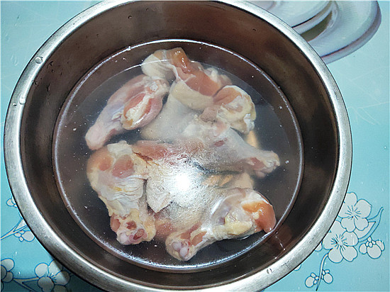 烤箱炸雞翅根的做法-香辣味烤菜譜-易網<a href=http://www.jsjjzhkt.cn/ target=_blank class=infotextkey>健康養生</a>網 烤箱炸雞翅根的做法-香辣味烤菜譜