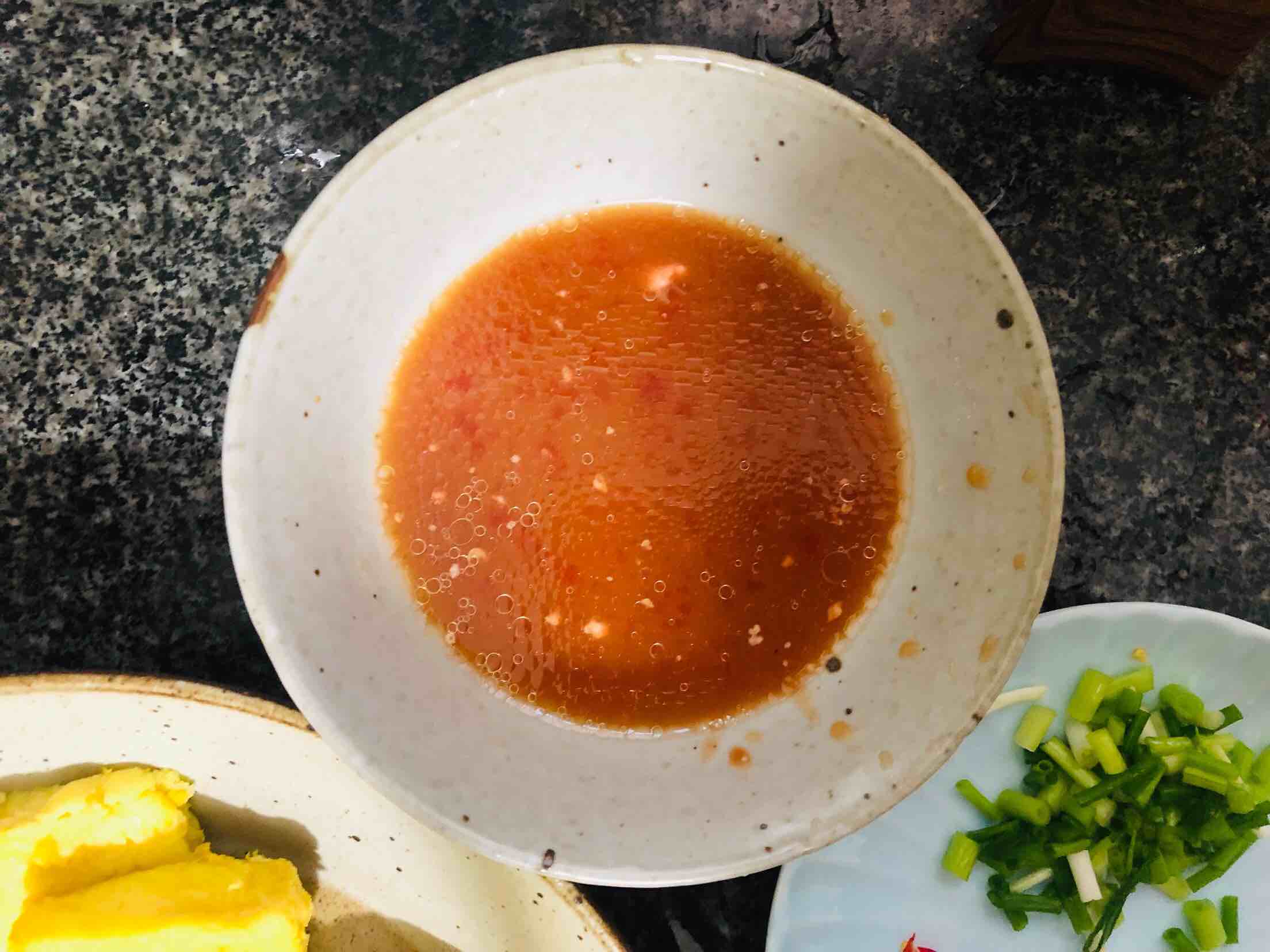 秘制酸酸甜甜的脆皮豆腐的做法-酸甜味燒菜譜-易網<a href=http://www.jsjjzhkt.cn/ target=_blank class=infotextkey>健康養生</a>網 秘制酸酸甜甜的脆皮豆腐的做法-酸甜味燒菜譜