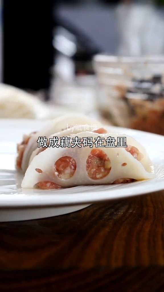 藕夾肉的做法-咸鮮味蒸菜譜-易網健康養生網 藕夾肉的做法-咸鮮味蒸菜譜