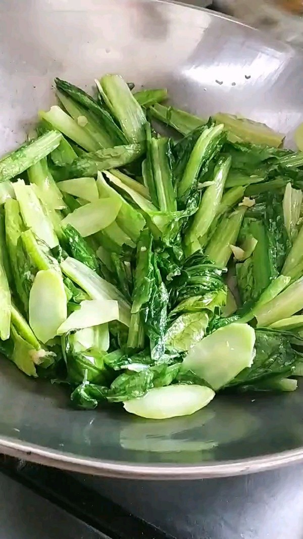 魚罐頭炒油麥菜的做法-咸鮮味炒菜譜-易網健康養生網 魚罐頭炒油麥菜的做法-咸鮮味炒菜譜