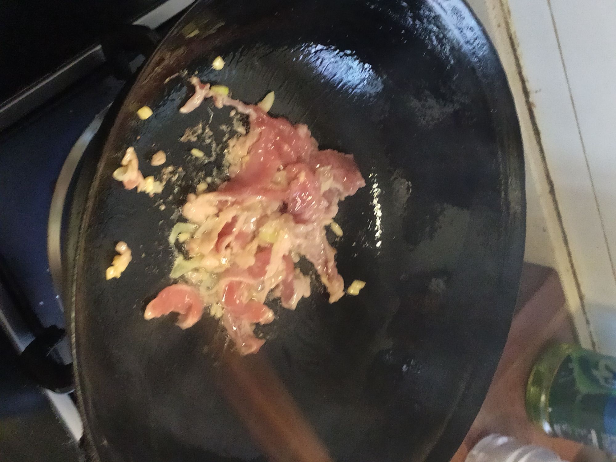 肉炒干豆腐的做法-咸鮮味炒菜譜-易網(wǎng)健康養(yǎng)生網(wǎng) 肉炒干豆腐的做法-咸鮮味炒菜譜