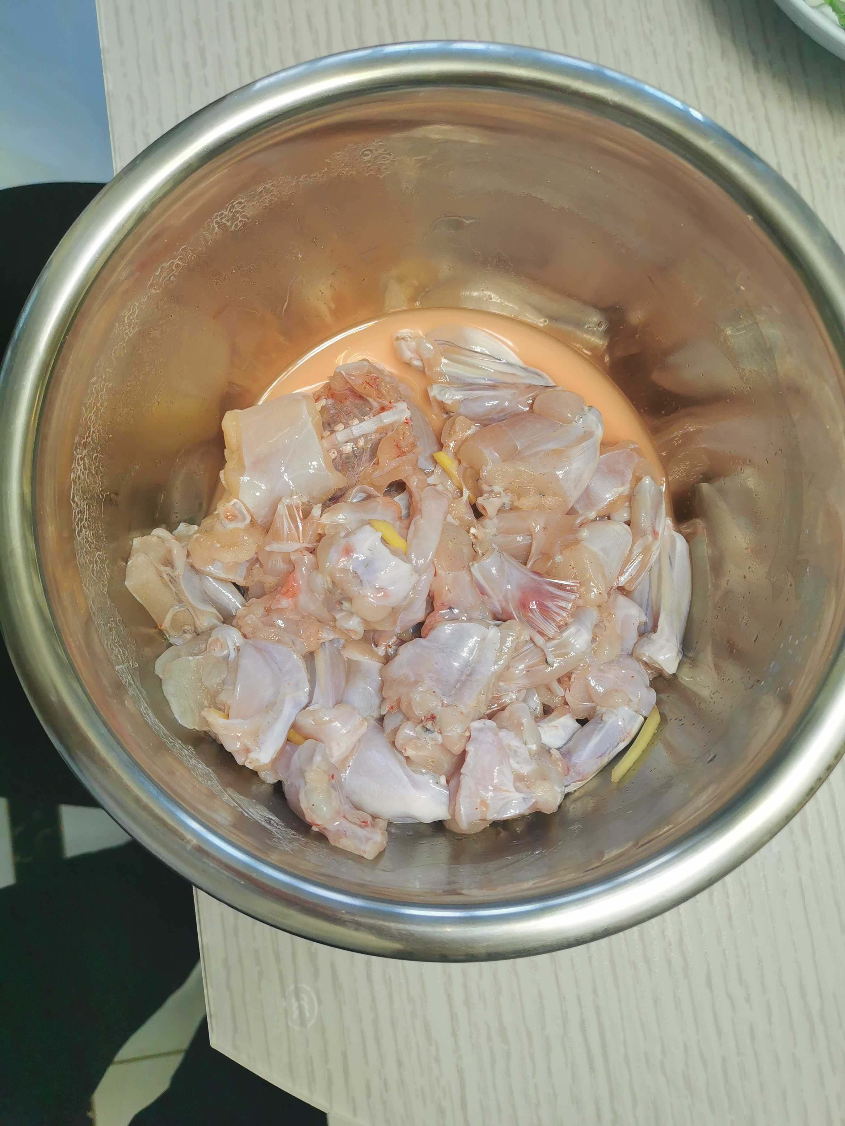 泡椒牛蛙的做法-椒麻味燒菜譜