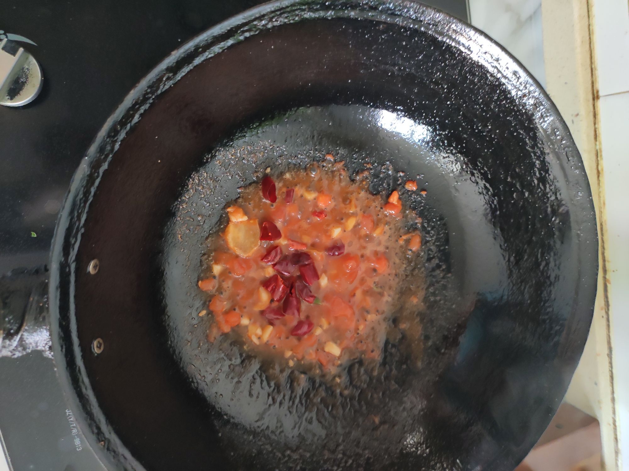 麻辣香鍋的做法-麻辣味煮菜譜-易網健康養生網 麻辣香鍋的做法-麻辣味煮菜譜