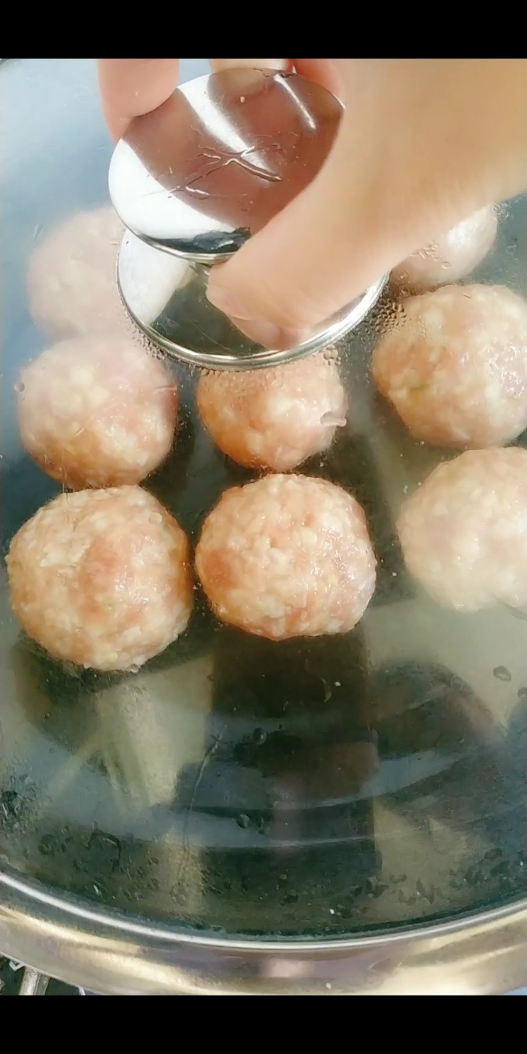 涼薯獅子頭的做法-咸鮮味蒸菜譜-易網健康養生網 涼薯獅子頭的做法-咸鮮味蒸菜譜