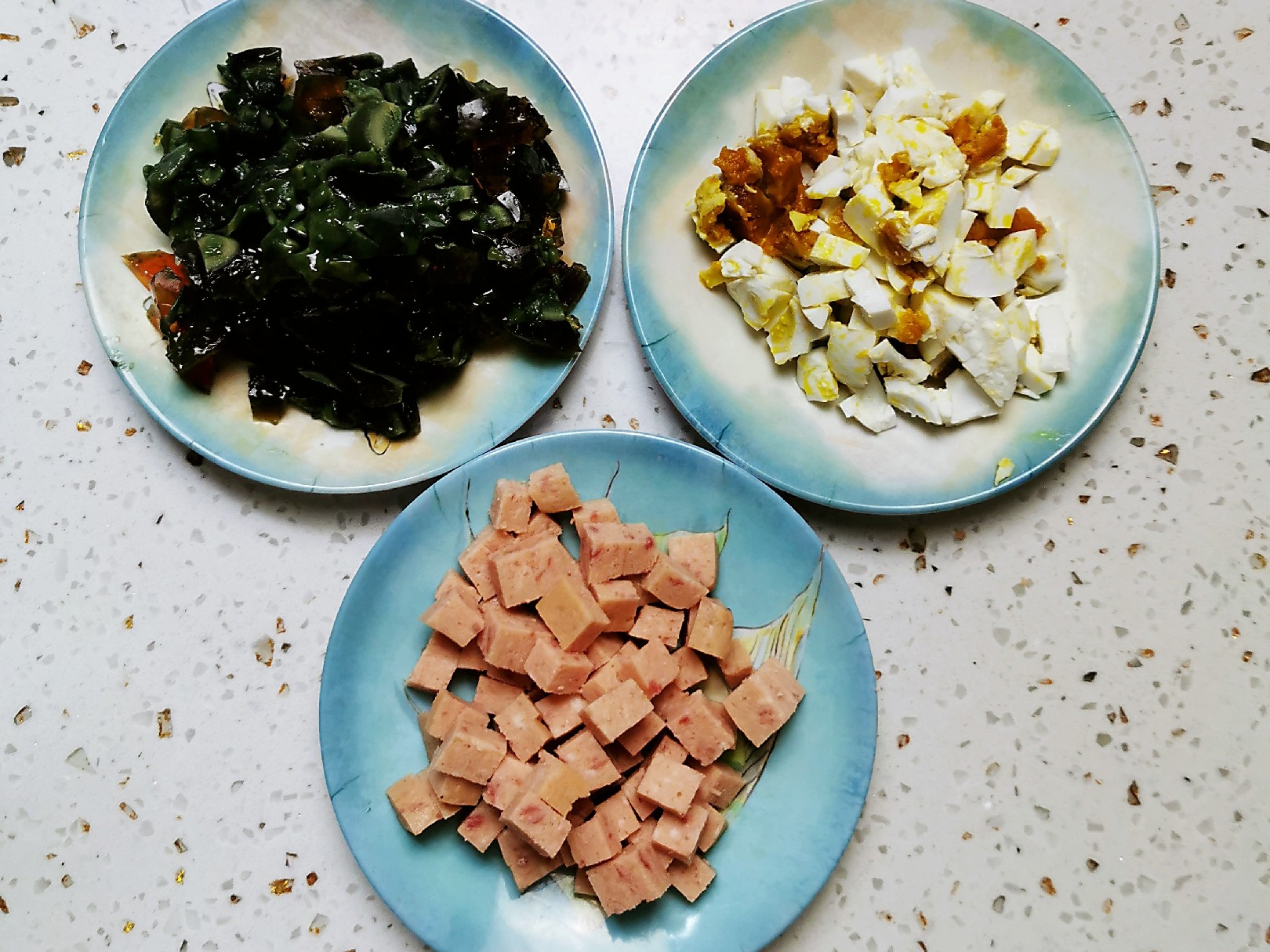 上湯菠菜的做法-咸鮮味煮菜譜-易網健康養(yǎng)生網 上湯菠菜的做法-咸鮮味煮菜譜