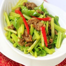 毛芹菜炒油渣的做法-家常味炒菜譜