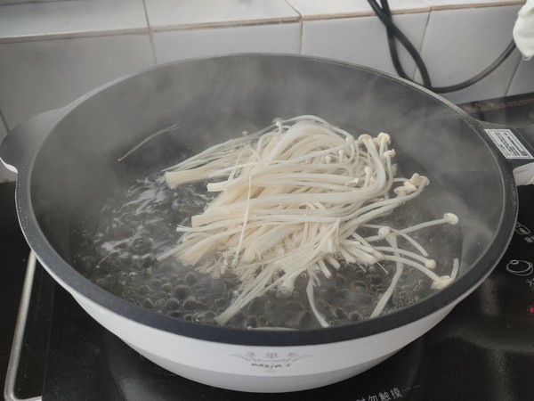 金針菇拌海帶絲的做法-咸鮮味拌菜譜-易網健康養生網 金針菇拌海帶絲的做法-咸鮮味拌菜譜