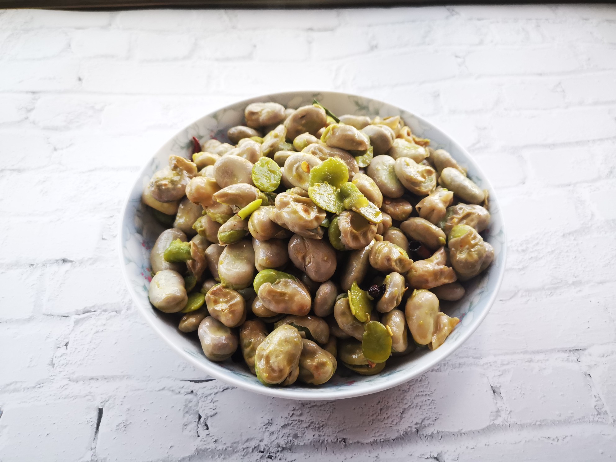 炒嫩蠶豆的做法-家常味炒菜譜