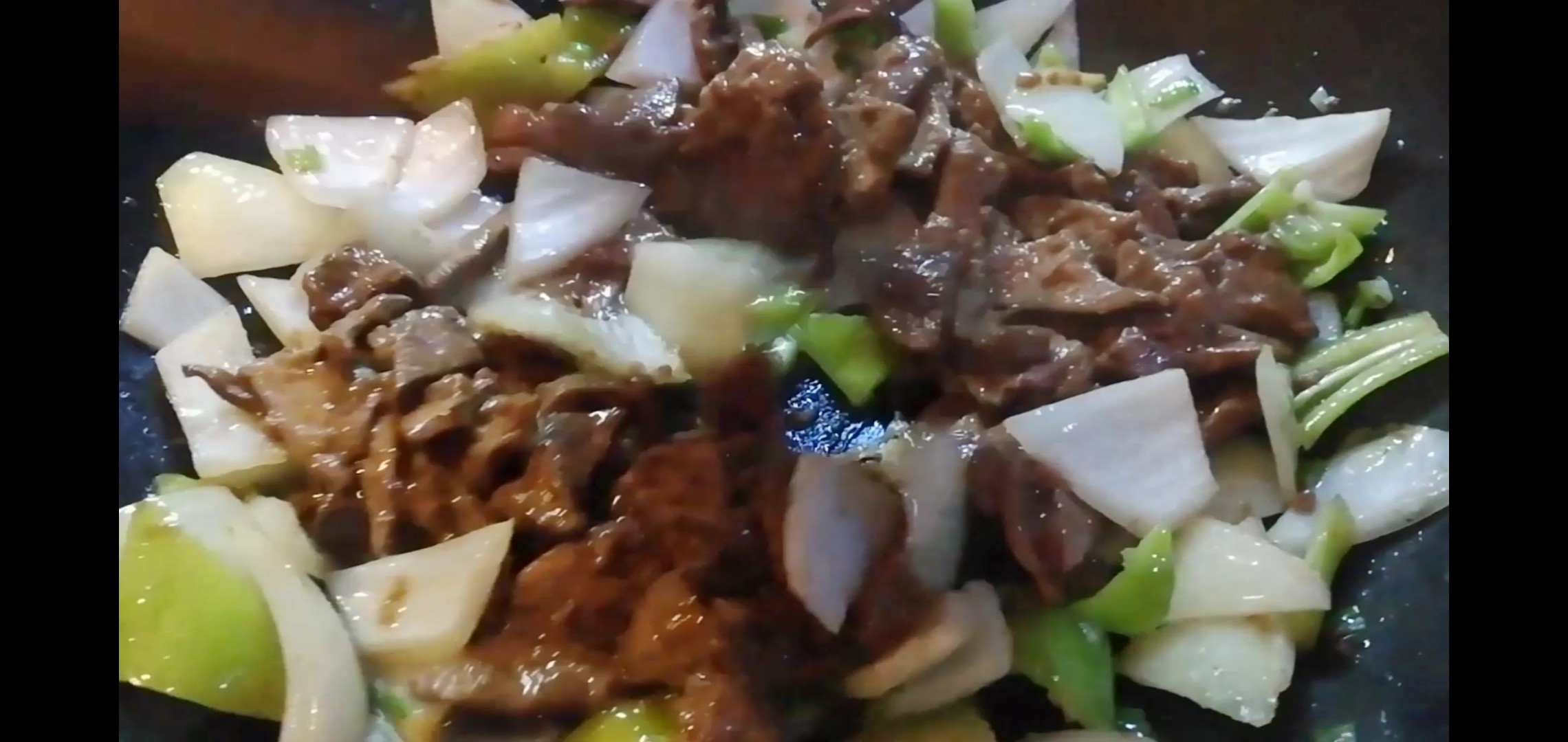 炒豬肝的做法-咸鮮味炒菜譜-易網健康養(yǎng)生網 炒豬肝的做法-咸鮮味炒菜譜