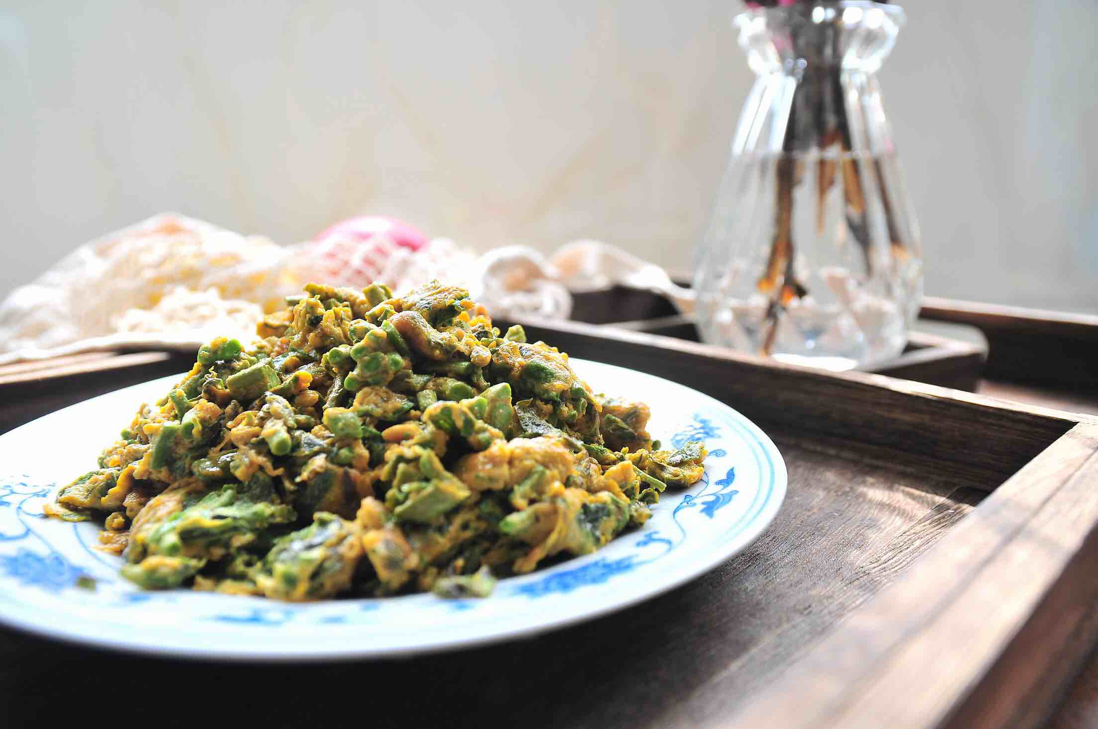 香椿頭炒雞蛋的做法-家常味炒菜譜