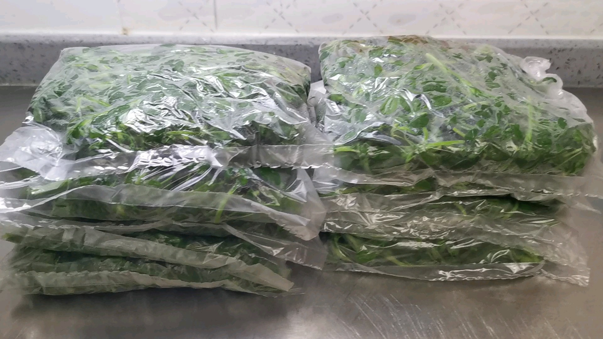 野菜的保存方法的做法-家常味煮菜譜-易網(wǎng)健康養(yǎng)生網(wǎng) 野菜的保存方法的做法-家常味煮菜譜