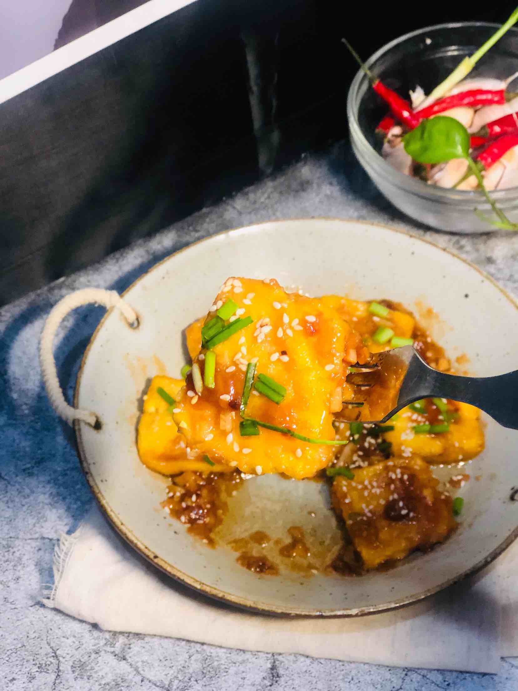 酸甜的脆皮豆腐的做法-酸甜味燒菜譜-易網健康養生網 酸甜的脆皮豆腐的做法-酸甜味燒菜譜