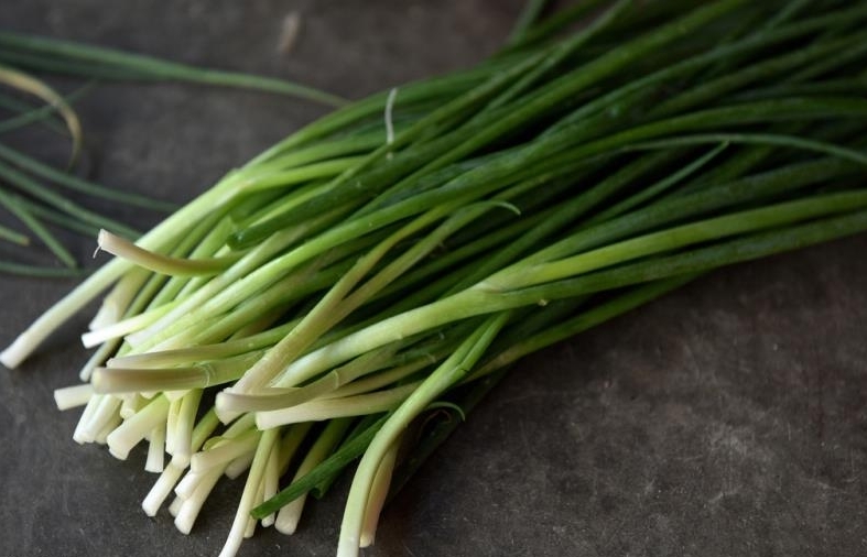 香椿芽炒蛋--春天來了的做法-咸鮮味炒菜譜-易網<a href=http://www.jsjjzhkt.cn/ target=_blank class=infotextkey>健康養生</a>網 香椿芽炒蛋--春天來了的做法-咸鮮味炒菜譜