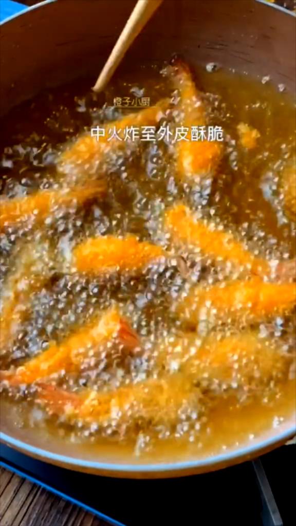 黃金香酥蝦的做法-咸鮮味炸菜譜-易網(wǎng)健康養(yǎng)生網(wǎng) 黃金香酥蝦的做法-咸鮮味炸菜譜