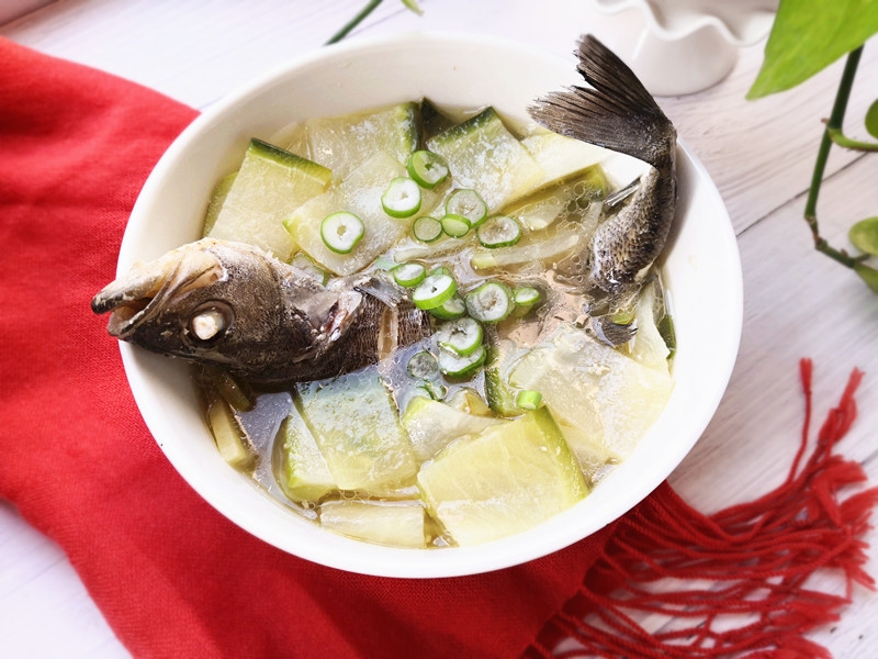 鱸魚燉蘿卜的做法-家常味燉菜譜-易網健康養生網 鱸魚燉蘿卜的做法-家常味燉菜譜