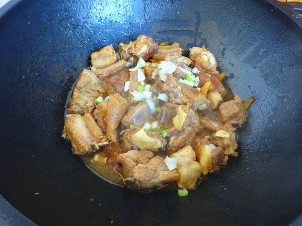 照燒排骨的做法-咸鮮味燒菜譜