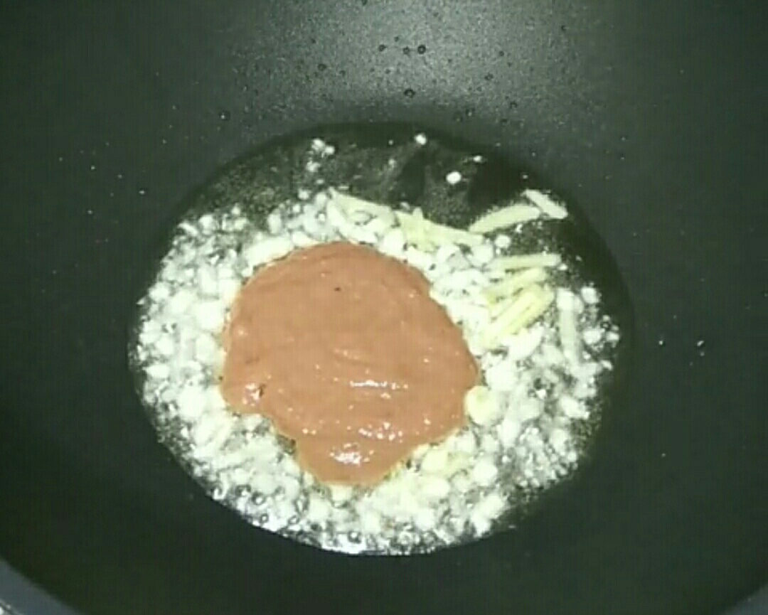 蝦醬燉豆腐的做法-咸鮮味燉菜譜