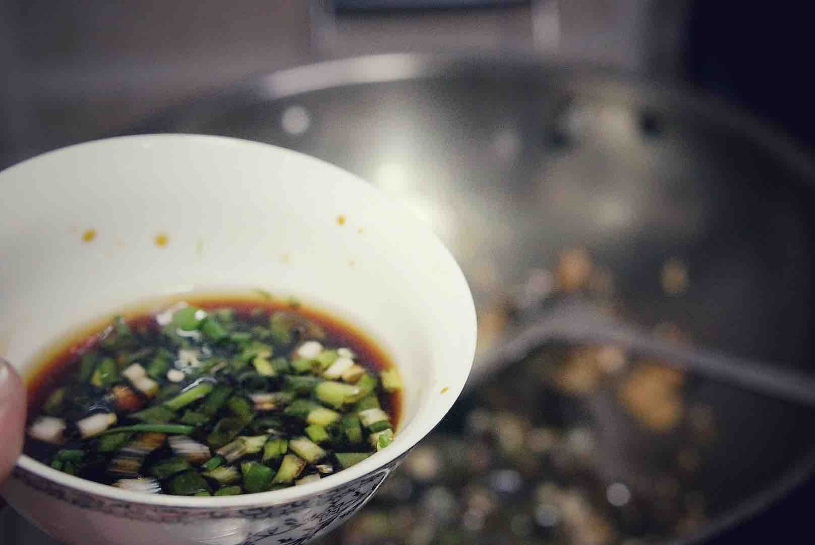 花蛤辣醬爆螺絲的做法-香辣味炒菜譜