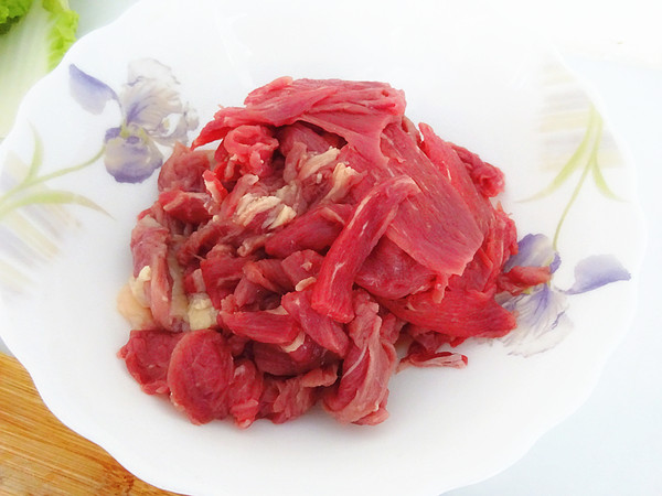 蔥香牛肉的做法-蔥香味炒菜譜
