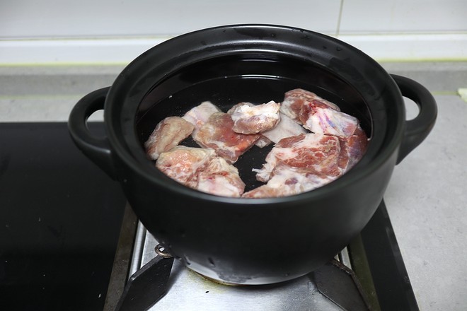 排骨燉蘿卜的做法-咸鮮味燉菜譜-易網健康養生網 排骨燉蘿卜的做法-咸鮮味燉菜譜