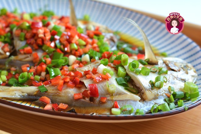 清蒸平魚(yú)的做法-香辣味蒸菜譜-易網(wǎng)健康養(yǎng)生網(wǎng) 清蒸平魚(yú)的做法-香辣味蒸菜譜