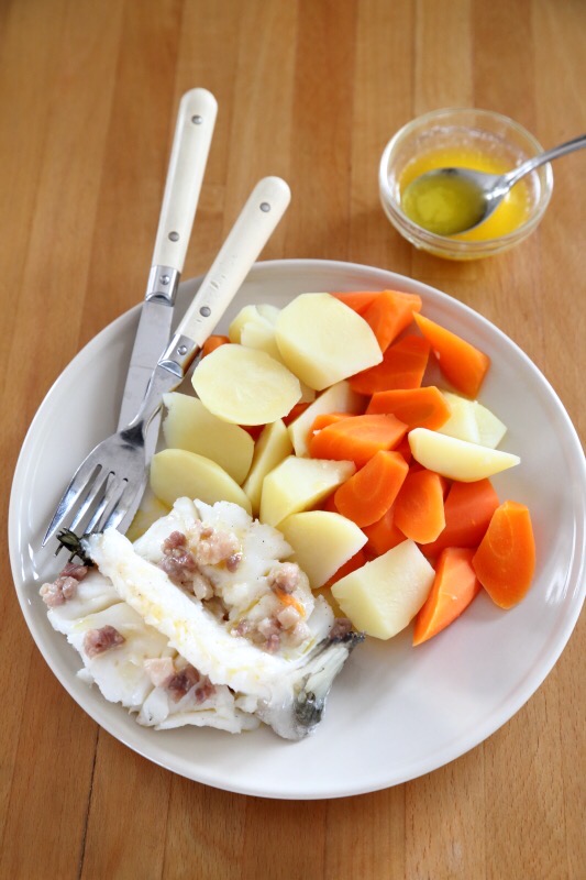 清蒸鱈魚的做法-咸鮮味煮菜譜-易網健康養生網 清蒸鱈魚的做法-咸鮮味煮菜譜