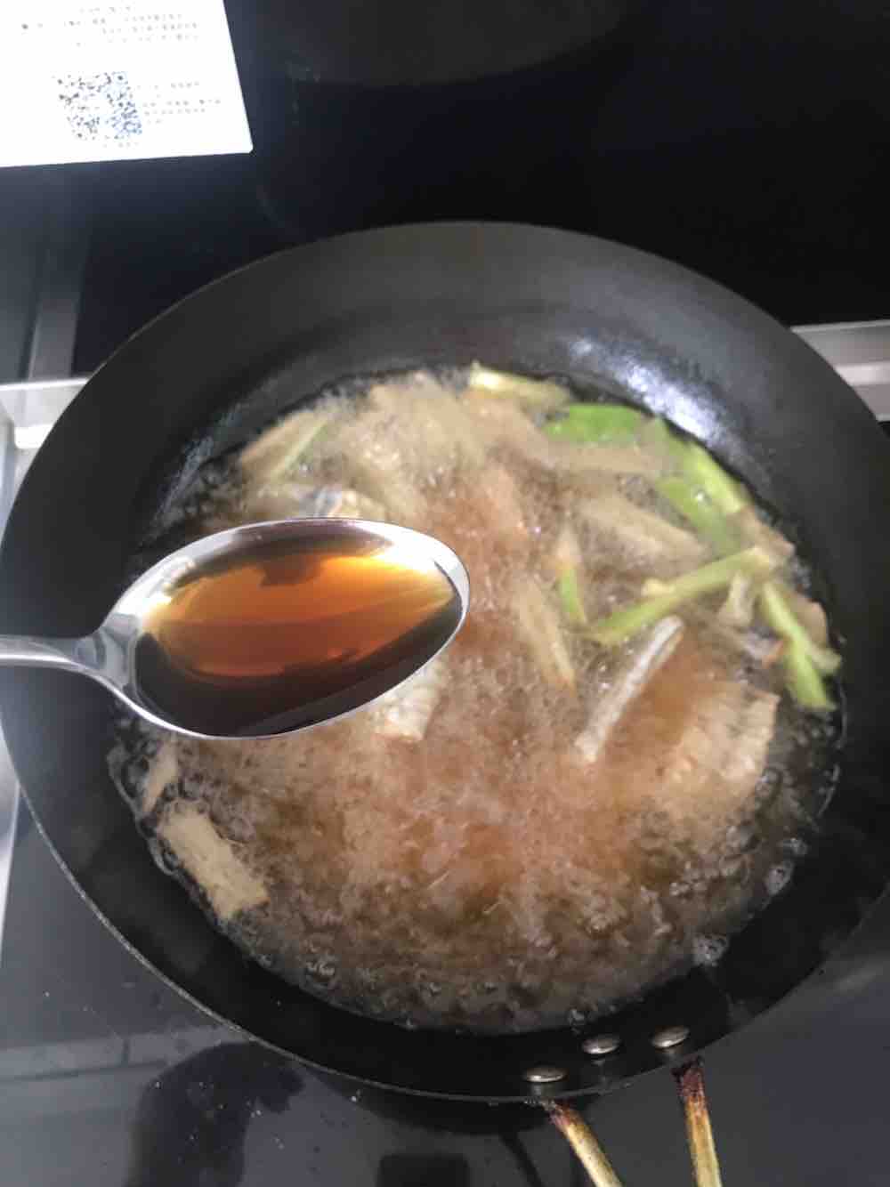 干炸刀魚的做法-咸鮮味炸菜譜-易網健康養生網 干炸刀魚的做法-咸鮮味炸菜譜