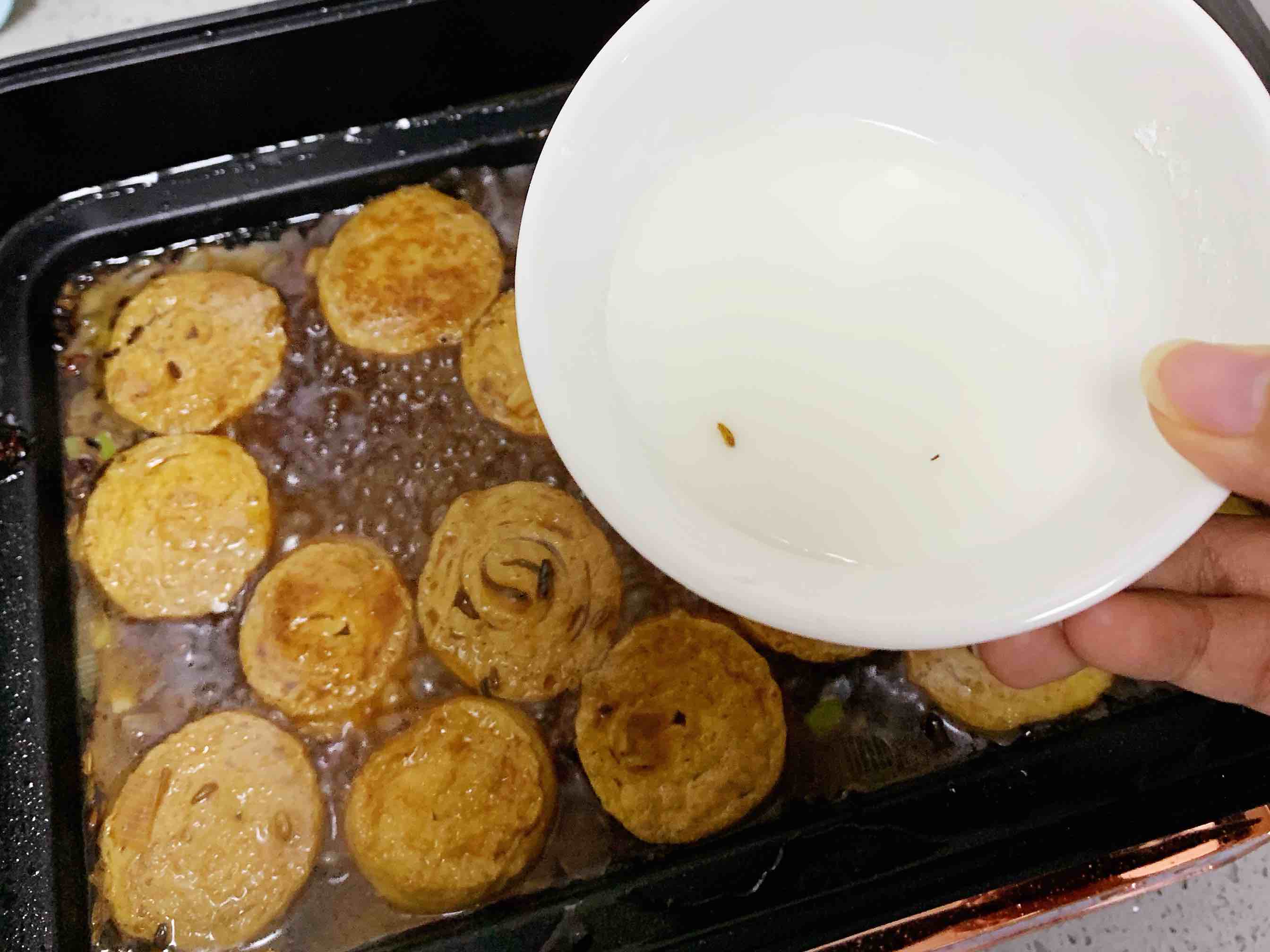 醬燒素雞的做法-咸鮮味炒菜譜