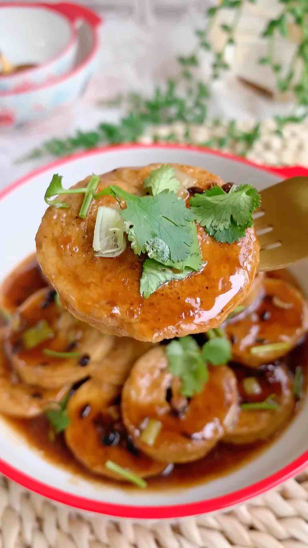 醬燒素雞的做法-咸鮮味炒菜譜