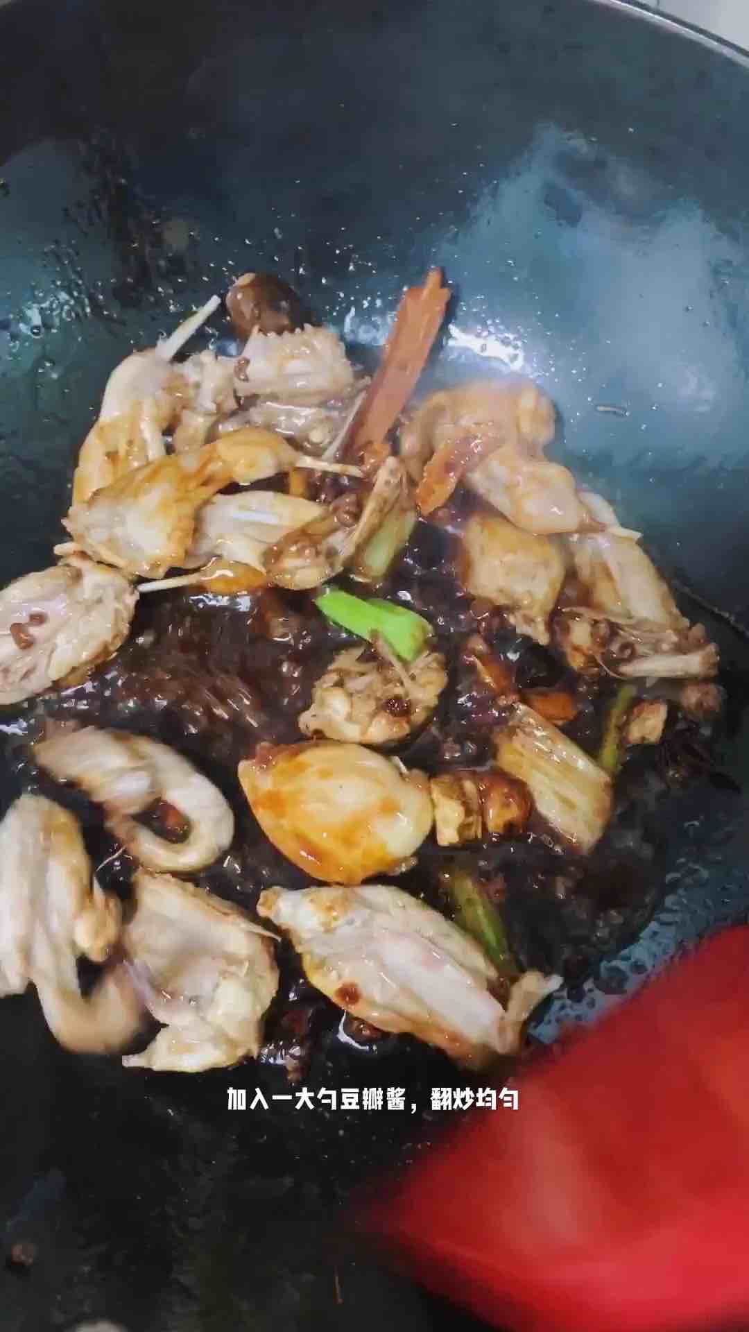 醬香炒鵪鶉的做法-家常味炒菜譜-易網(wǎng)健康養(yǎng)生網(wǎng) 醬香炒鵪鶉的做法-家常味炒菜譜