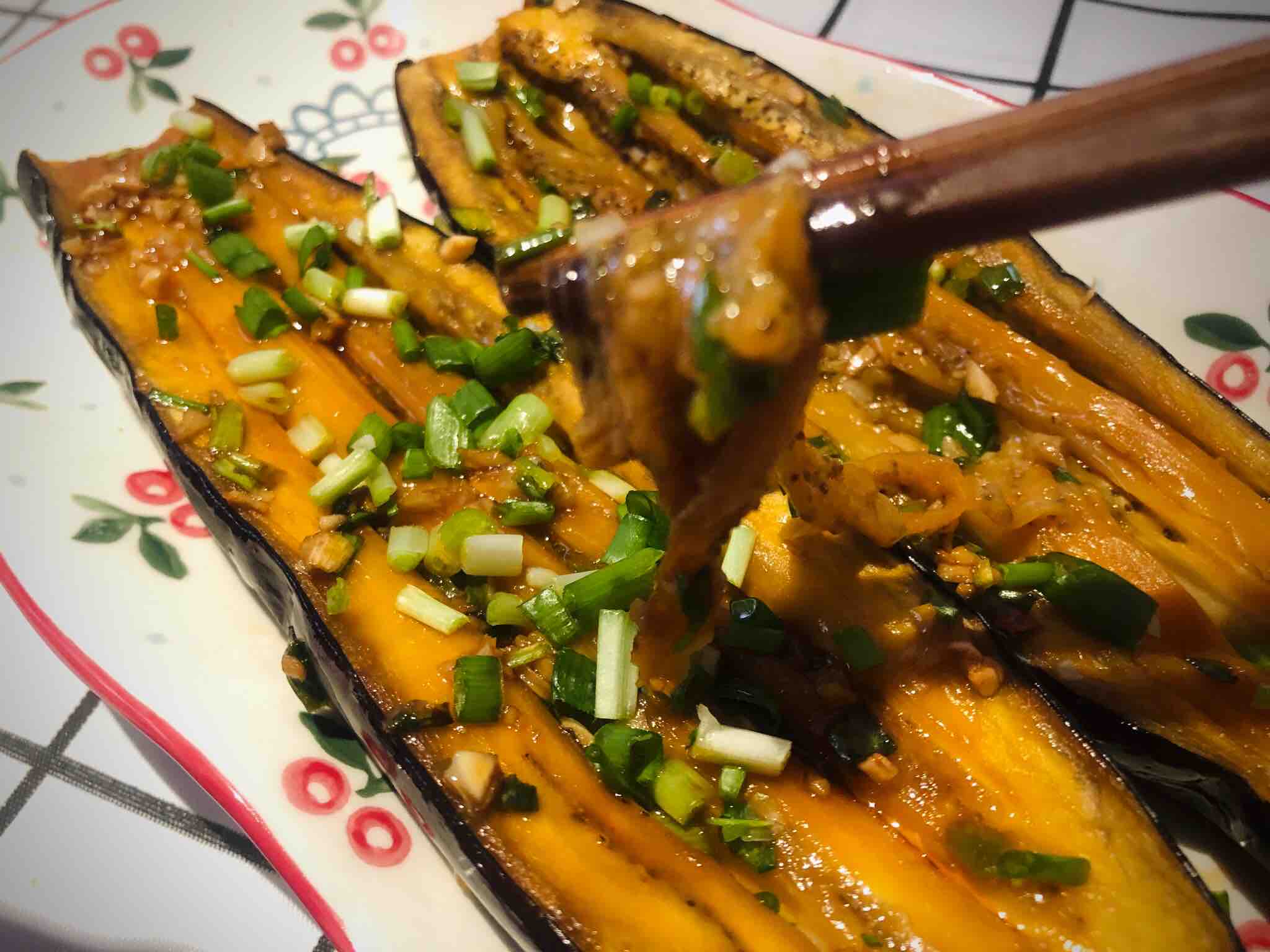 烤茄子的做法-家常味烤菜譜