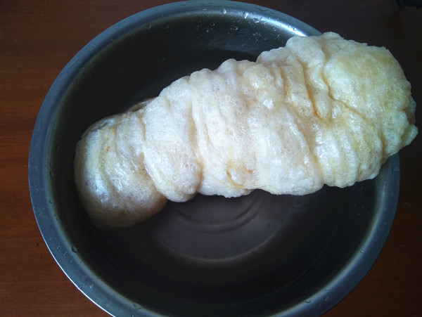 洋蔥炒魚鰾的做法-咸鮮味炒菜譜-易網<a href=http://www.jsjjzhkt.cn/ target=_blank class=infotextkey>健康養生</a>網 洋蔥炒魚鰾的做法-咸鮮味炒菜譜