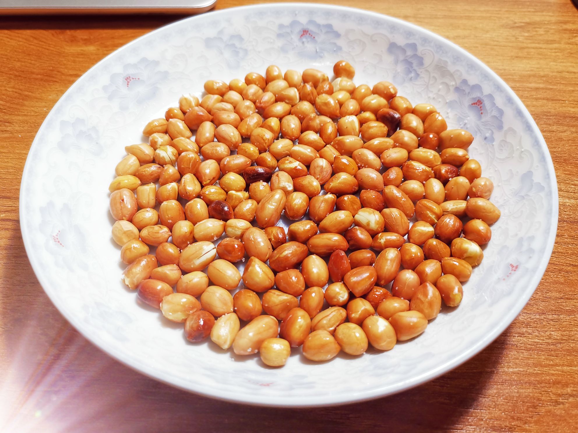 微波爐油炸花生米的做法-家常味微波菜譜-易網(wǎng)健康養(yǎng)生網(wǎng) 微波爐油炸花生米的做法-家常味微波菜譜