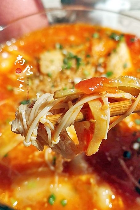 不用熬魚骨湯，也能做出湯鮮味正的懶人番茄魚片！的做法-酸甜味煮菜譜