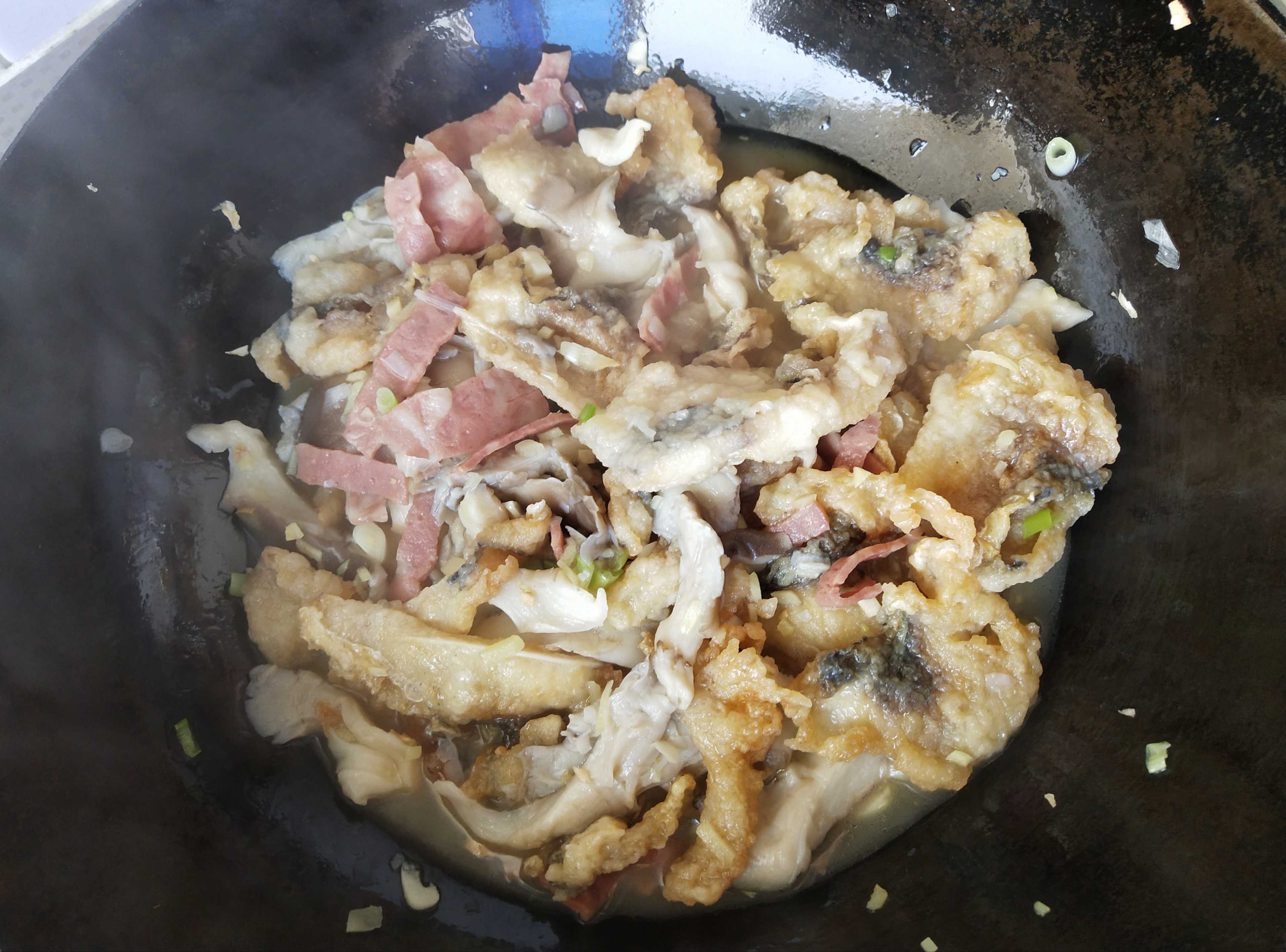 平菇燴魚片的做法-酸甜味燴菜譜-易網健康養生網 平菇燴魚片的做法-酸甜味燴菜譜