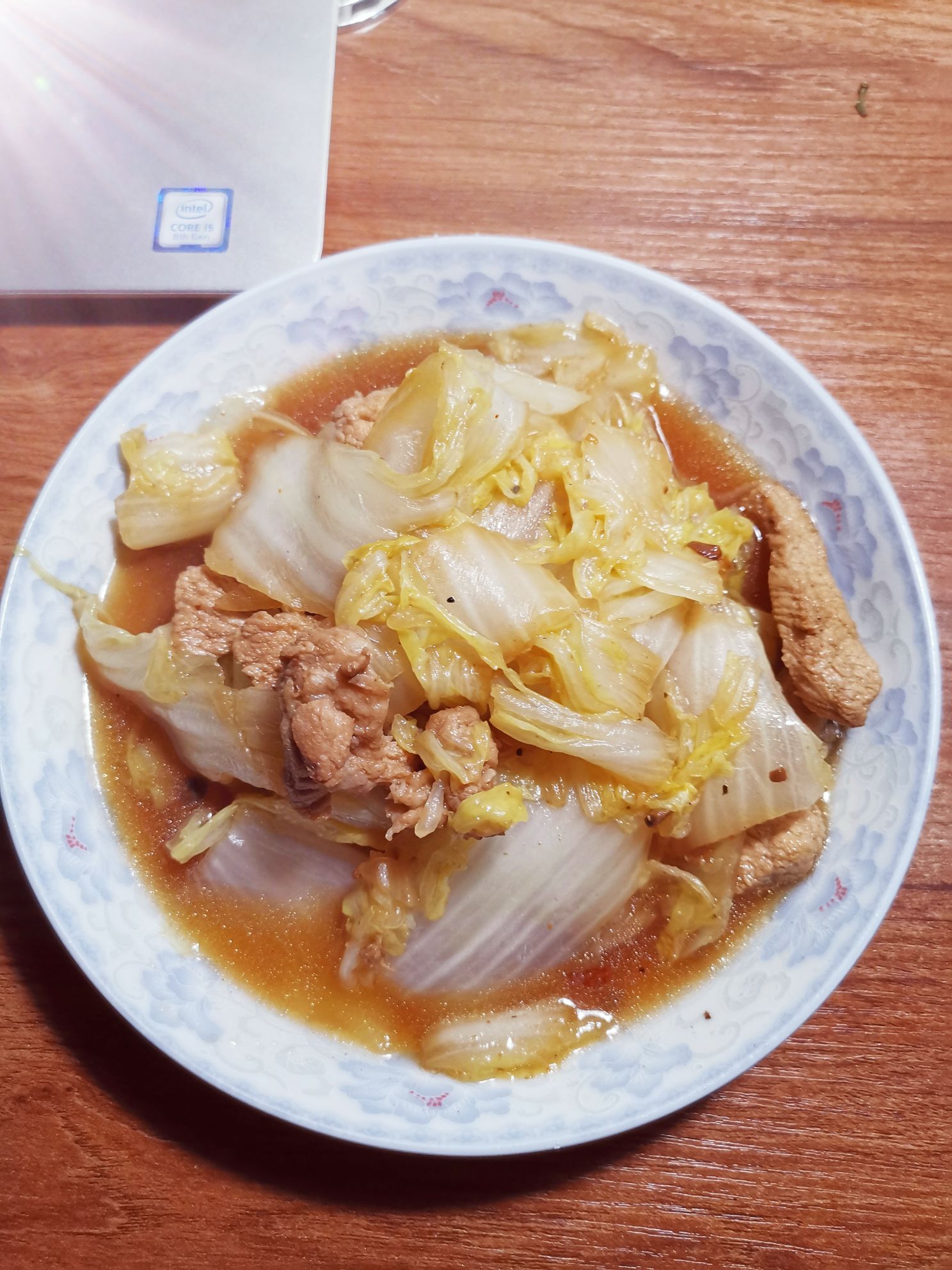 白菜炒肉的做法-家常味炒菜譜-易網健康養生網 白菜炒肉的做法-家常味炒菜譜