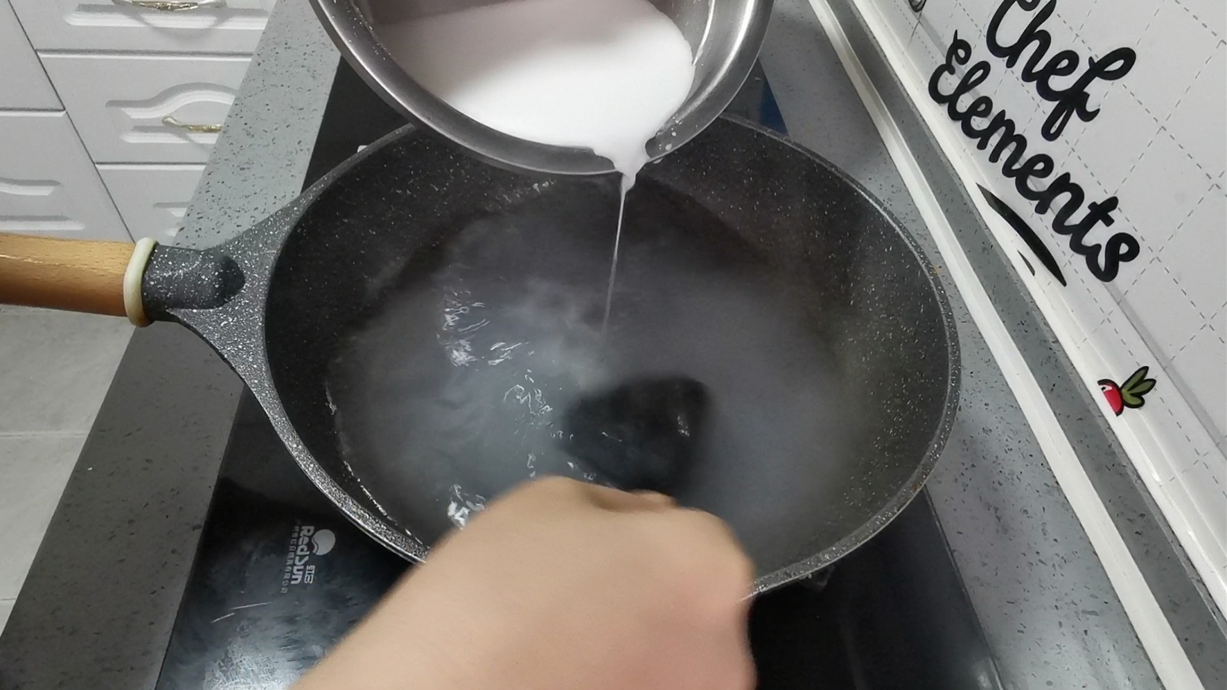 桃花涼粉的做法-家常味煮菜譜-易網健康養生網 桃花涼粉的做法-家常味煮菜譜