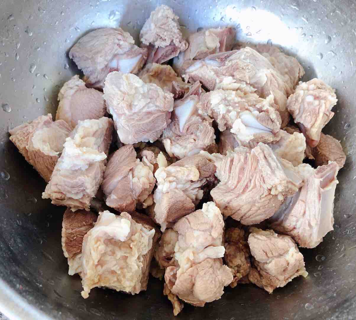 糖醋菠蘿排骨的做法-酸甜味炒菜譜-易網<a href=http://www.jsjjzhkt.cn/ target=_blank class=infotextkey>健康養生</a>網 糖醋菠蘿排骨的做法-酸甜味炒菜譜