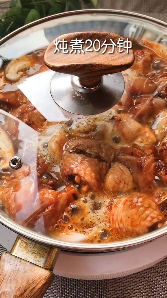 啤酒燉雞肉的做法-咸鮮味燉菜譜-易網健康養生網 啤酒燉雞肉的做法-咸鮮味燉菜譜