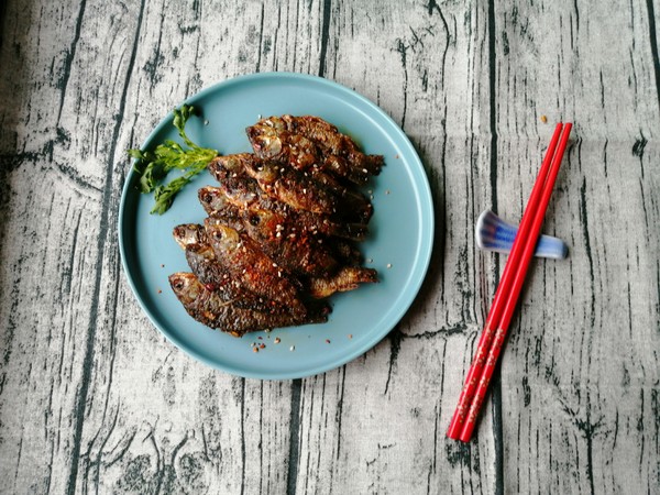 香辣小鯽魚的做法-香辣味炒菜譜