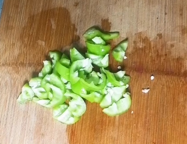 辣炒田螺的做法-香辣味炒菜譜-易網(wǎng)健康養(yǎng)生網(wǎng) 辣炒田螺的做法-香辣味炒菜譜