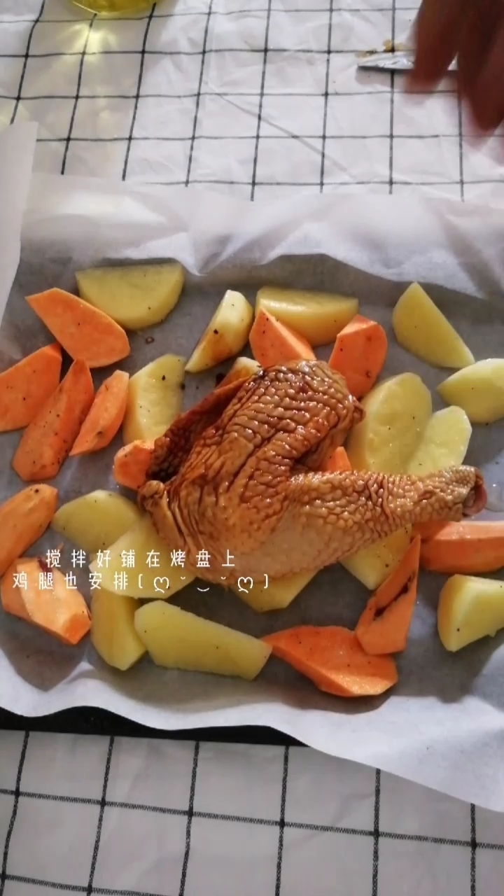 快手烤箱菜集合之烤脆皮雞腿(含薯塊)的做法-家常味烤菜譜-易網健康養生網 快手烤箱菜集合之烤脆皮雞腿(含薯塊)的做法-家常味烤菜譜