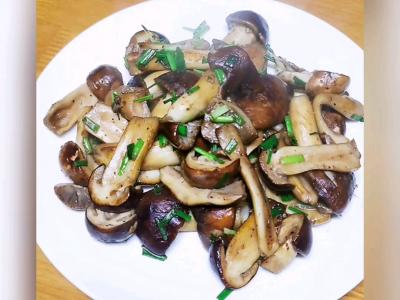 干煸松茸的做法-家常味煎菜譜