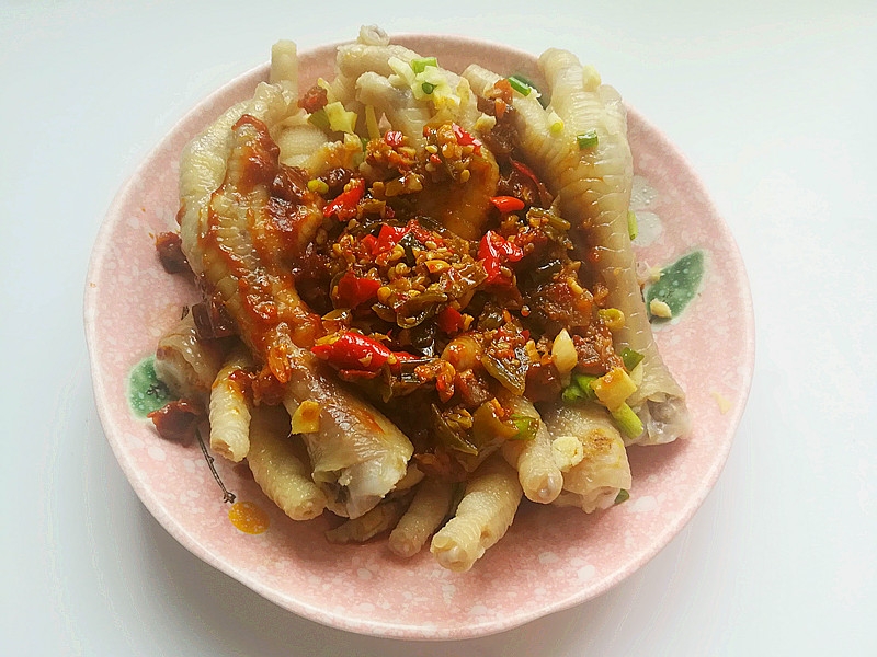 香辣鳳爪的做法-香辣味煮菜譜-易網健康養生網 香辣鳳爪的做法-香辣味煮菜譜