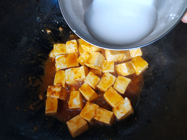 蟹黃豆腐的做法-咸鮮味炒菜譜-易網健康養生網 蟹黃豆腐的做法-咸鮮味炒菜譜