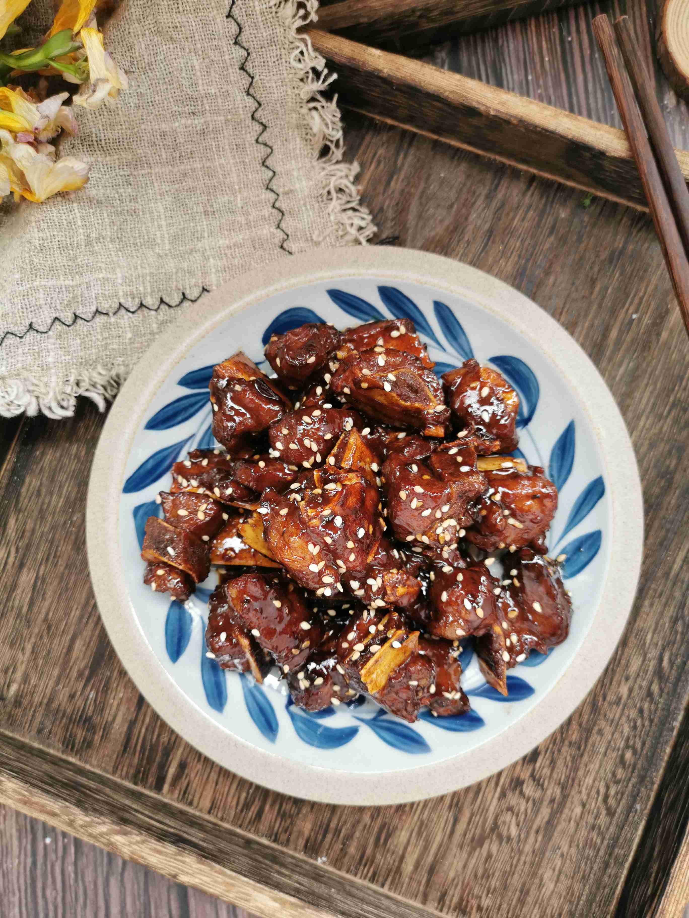 糖醋排骨的做法-甜味燒菜譜-易網(wǎng)健康養(yǎng)生網(wǎng) 糖醋排骨的做法-甜味燒菜譜