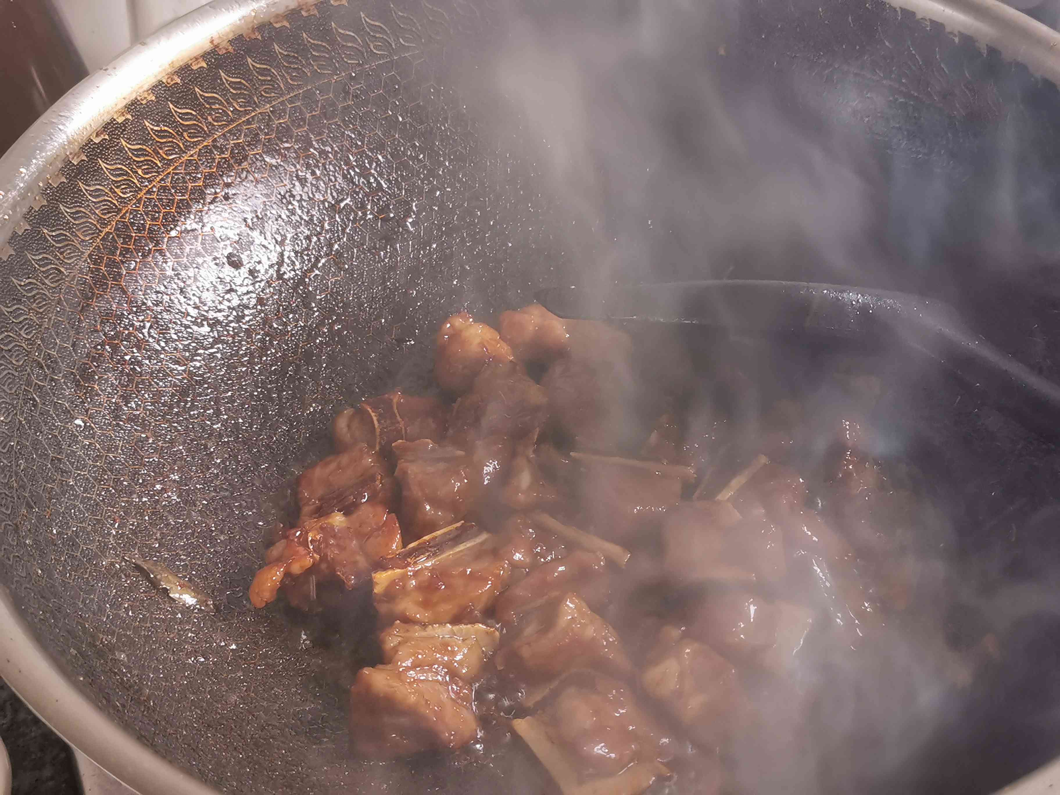 糖醋排骨的做法-甜味燒菜譜-易網(wǎng)健康養(yǎng)生網(wǎng) 糖醋排骨的做法-甜味燒菜譜