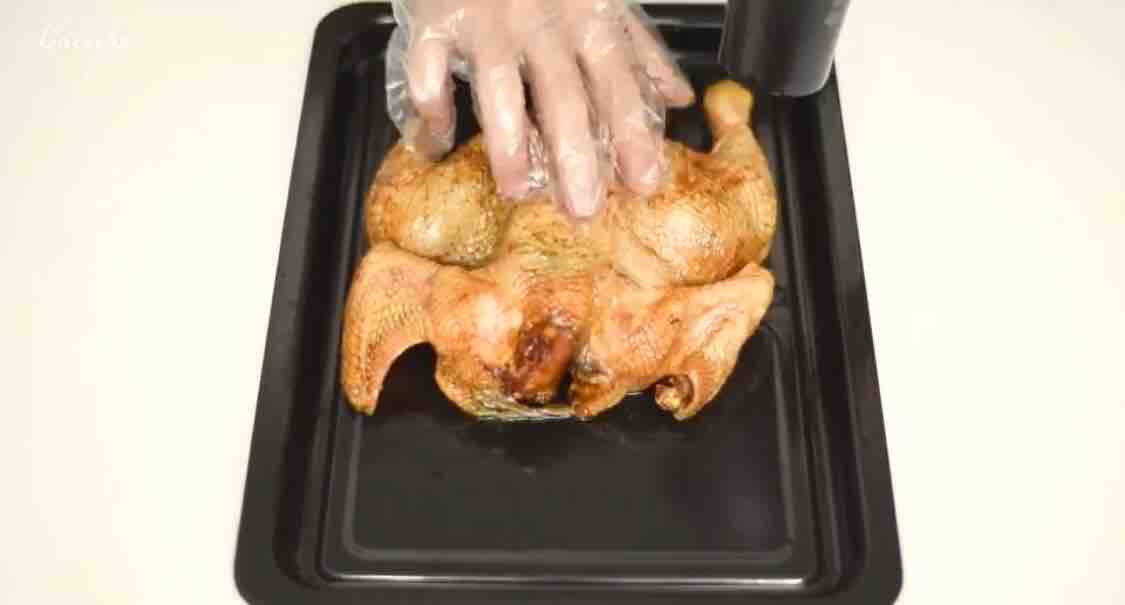 烤箱烤全雞的做法-醬香味烤菜譜-易網健康養生網 烤箱烤全雞的做法-醬香味烤菜譜