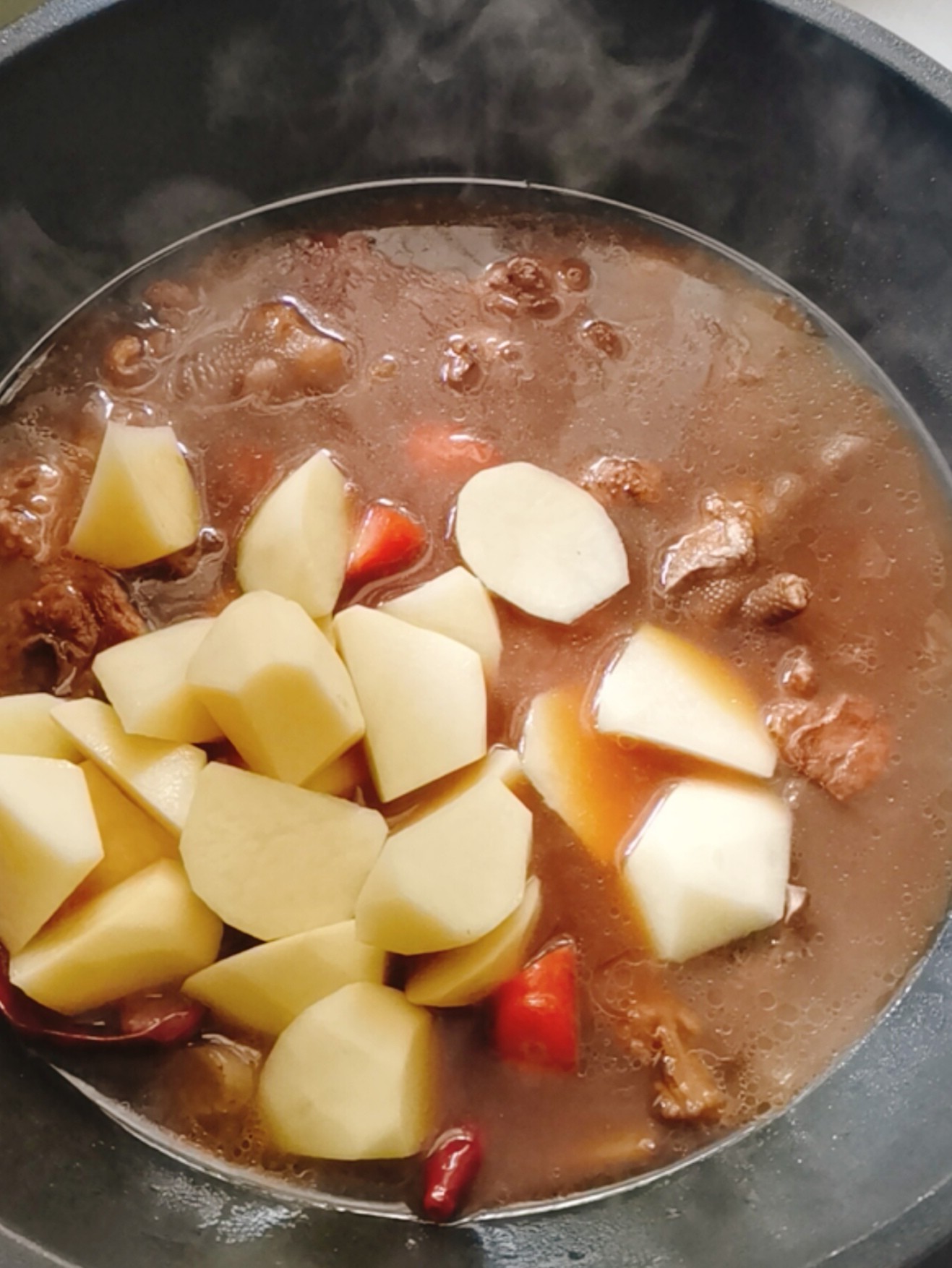 玉米土豆燉雞的做法-咸鮮味燉菜譜-易網健康養生網 玉米土豆燉雞的做法-咸鮮味燉菜譜